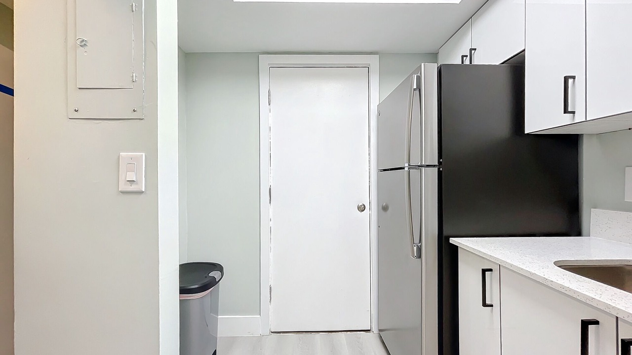 Photo of Kitchen in Lauderdale Harbours