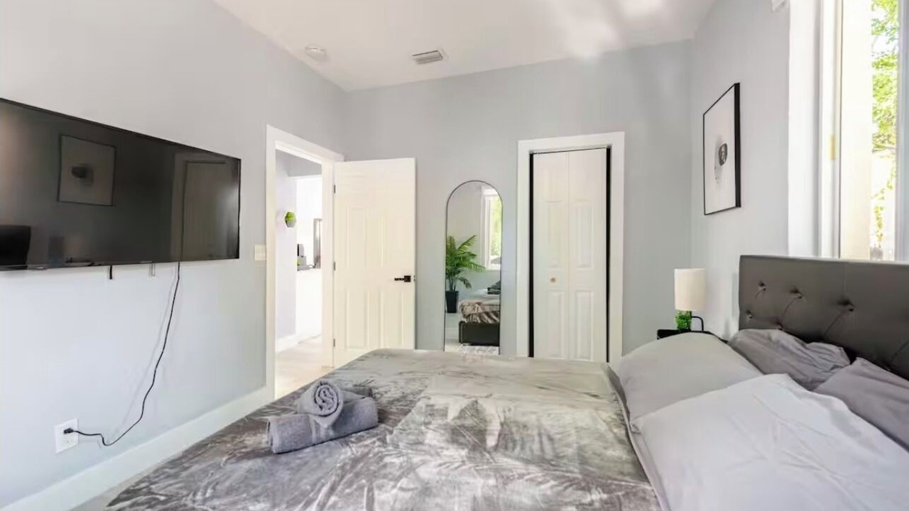 Photo of Bedroom in Allapattah
