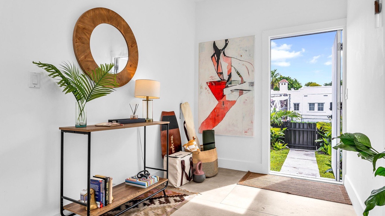 Photo of Bedroom in Little Haiti