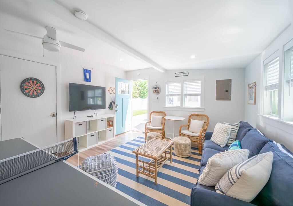 Photo of Livingroom in Village Green