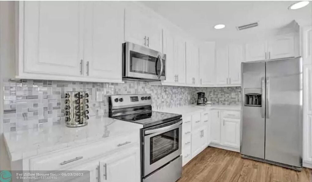 Photo of Kitchen in Lighthouse Point