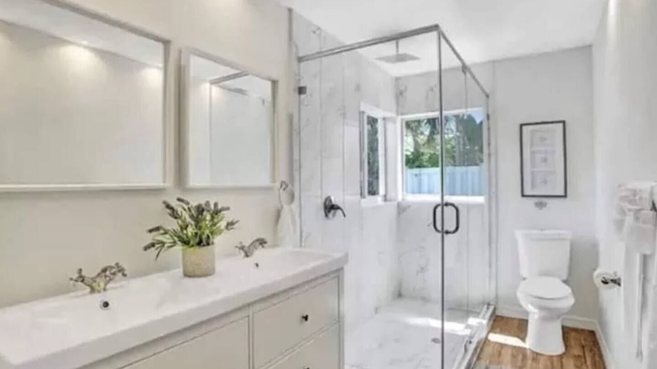 Photo of Bathroom in Lighthouse Point
