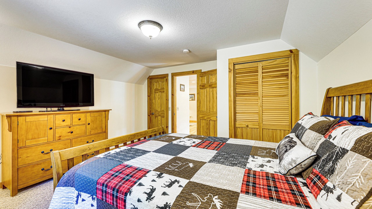Photo of Bedroom in Mace