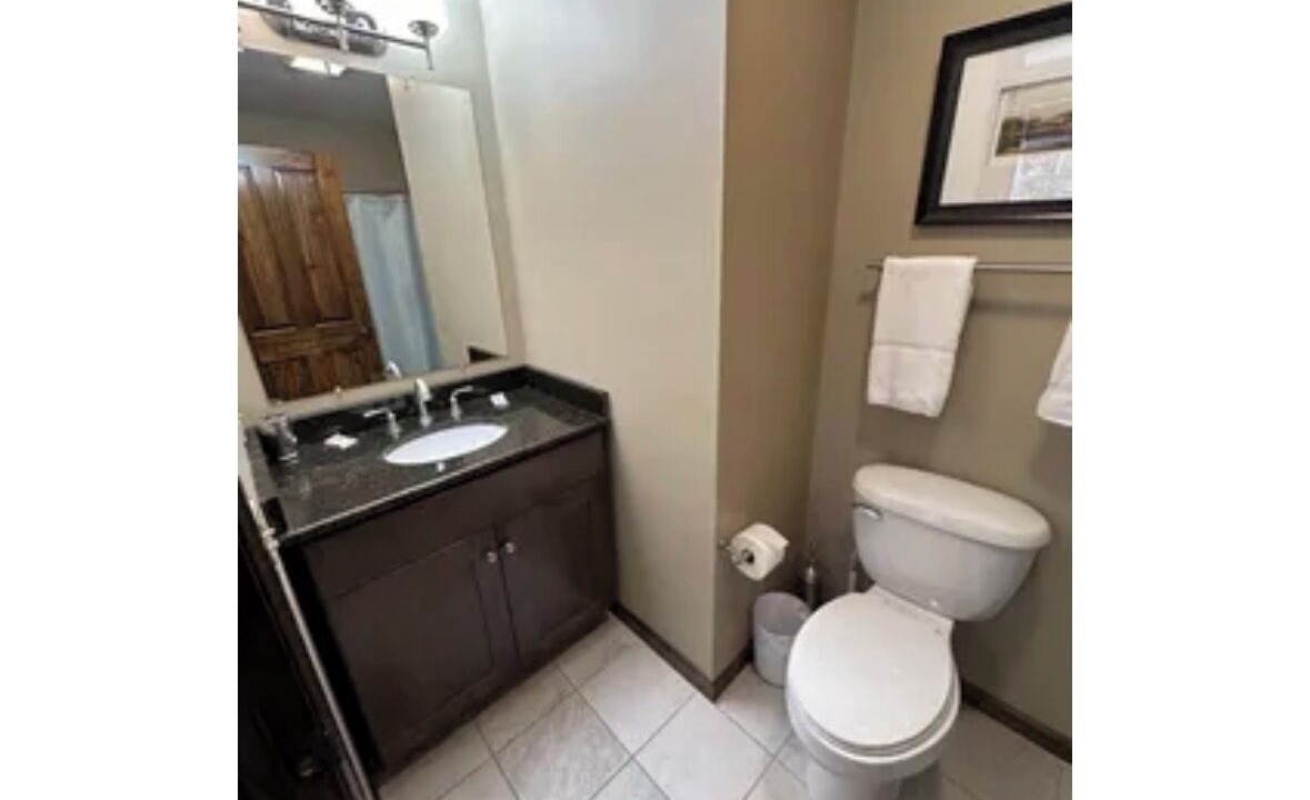 Photo of Bathroom in Edray
