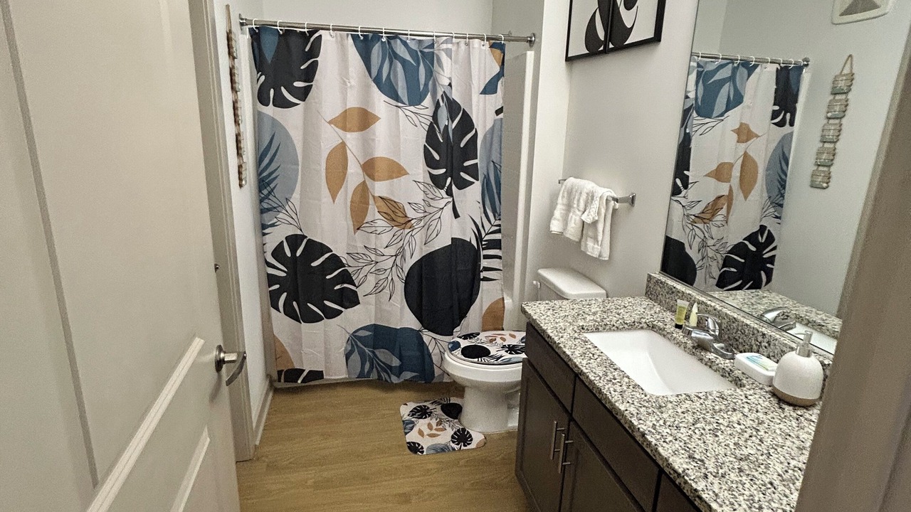 Photo of Bathroom in Shockoe Bottom