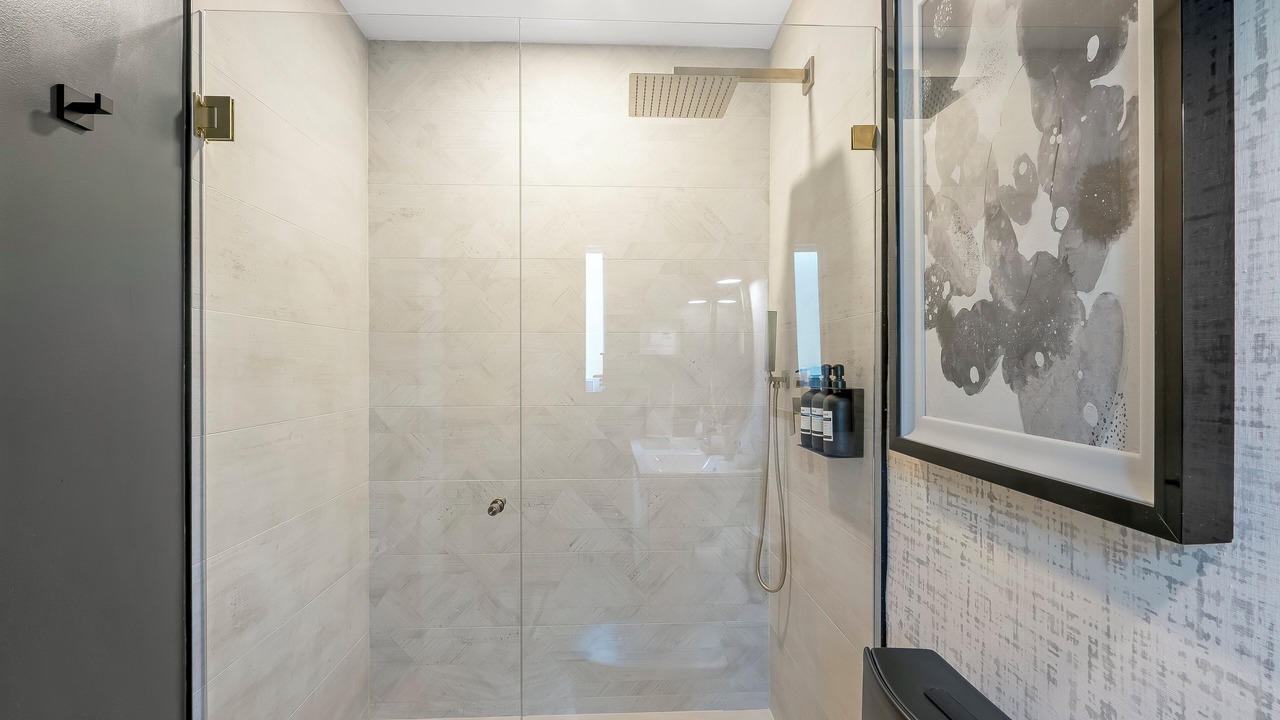 Photo of Bathroom in Central Corals