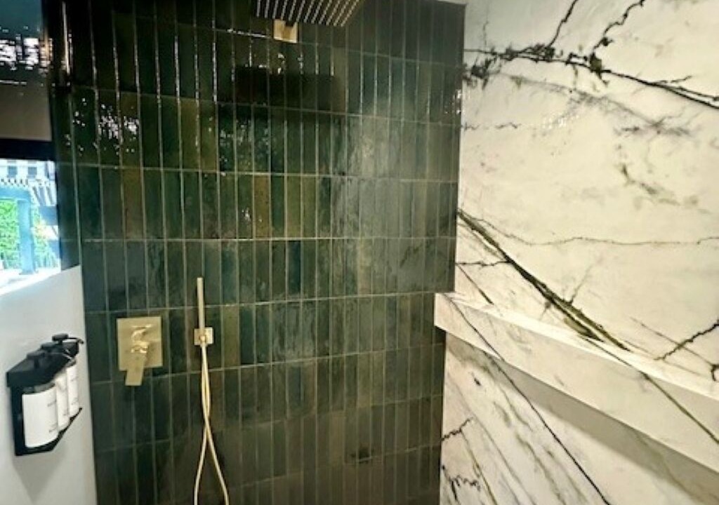 Photo of Bathroom in Central Corals