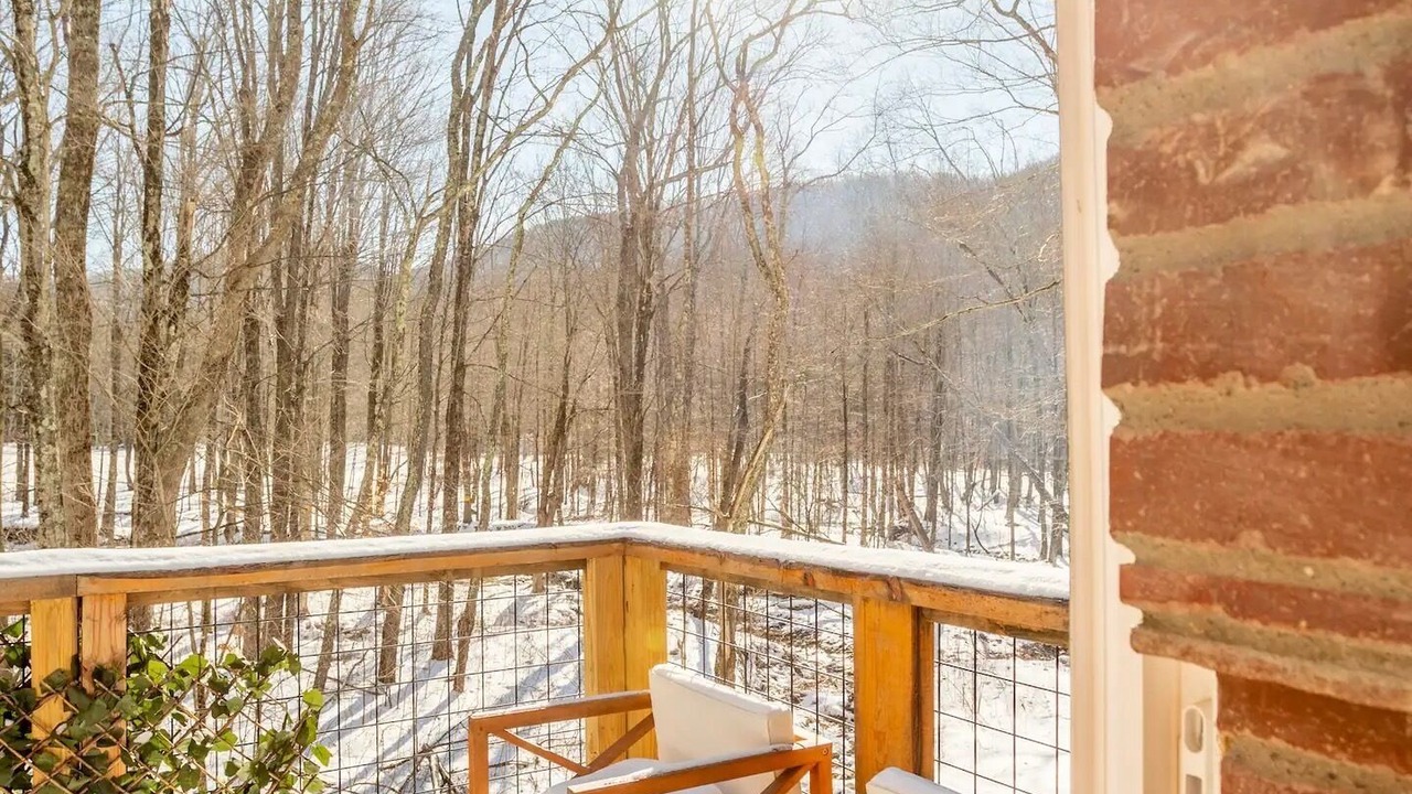 Photo of Patio Balcony in Edgewood