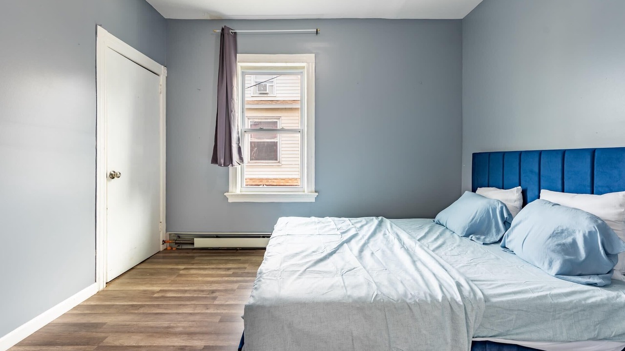 Photo of Bedroom in Forest Hill