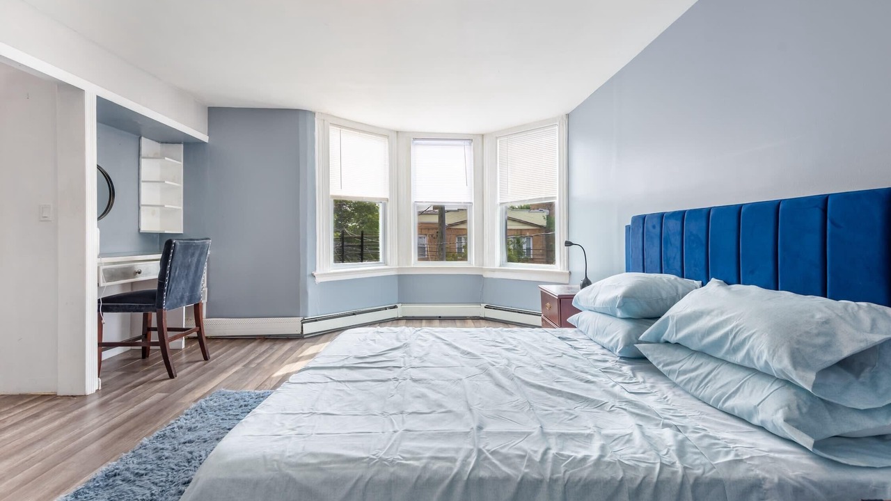 Photo of Bedroom in Forest Hill