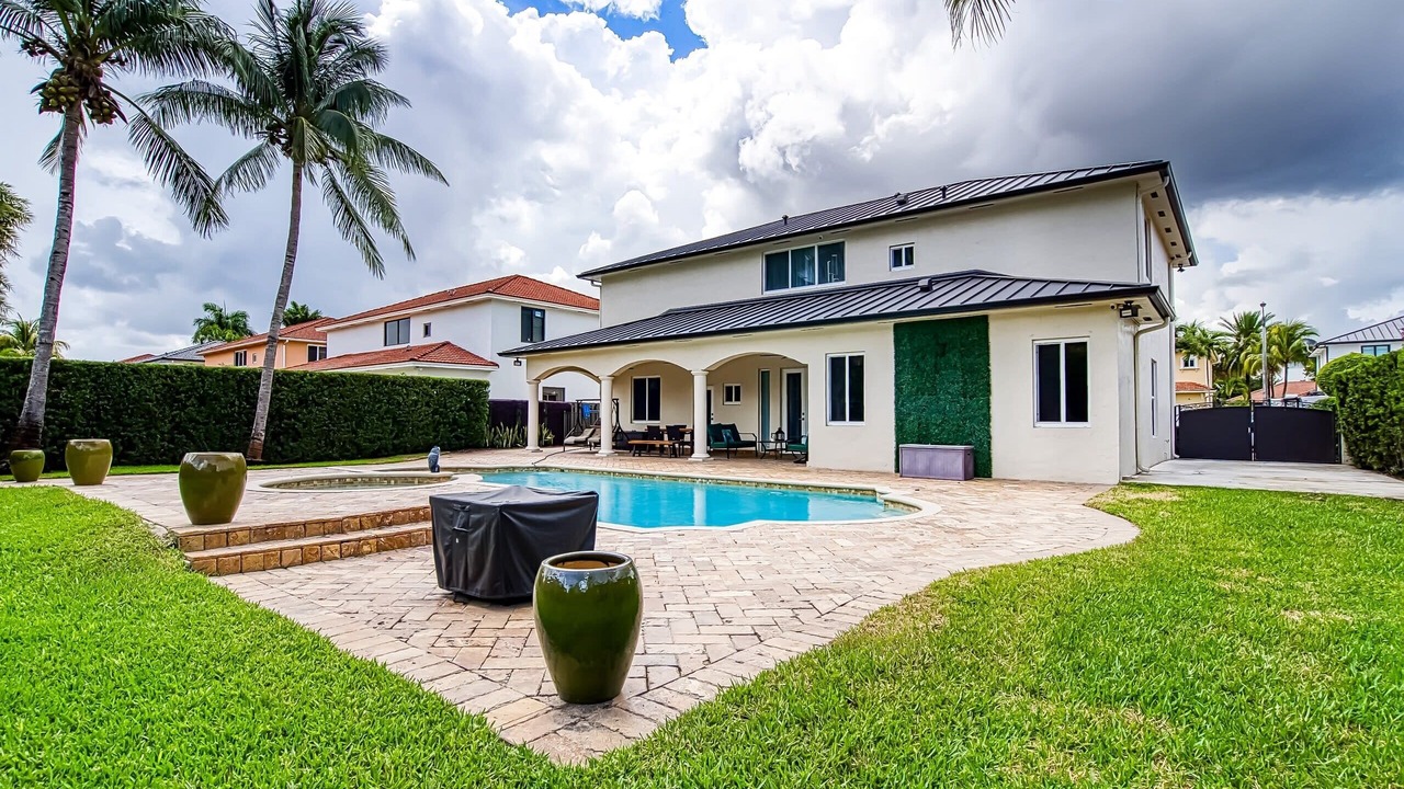 Photo of Outdoor in Miami Lakes