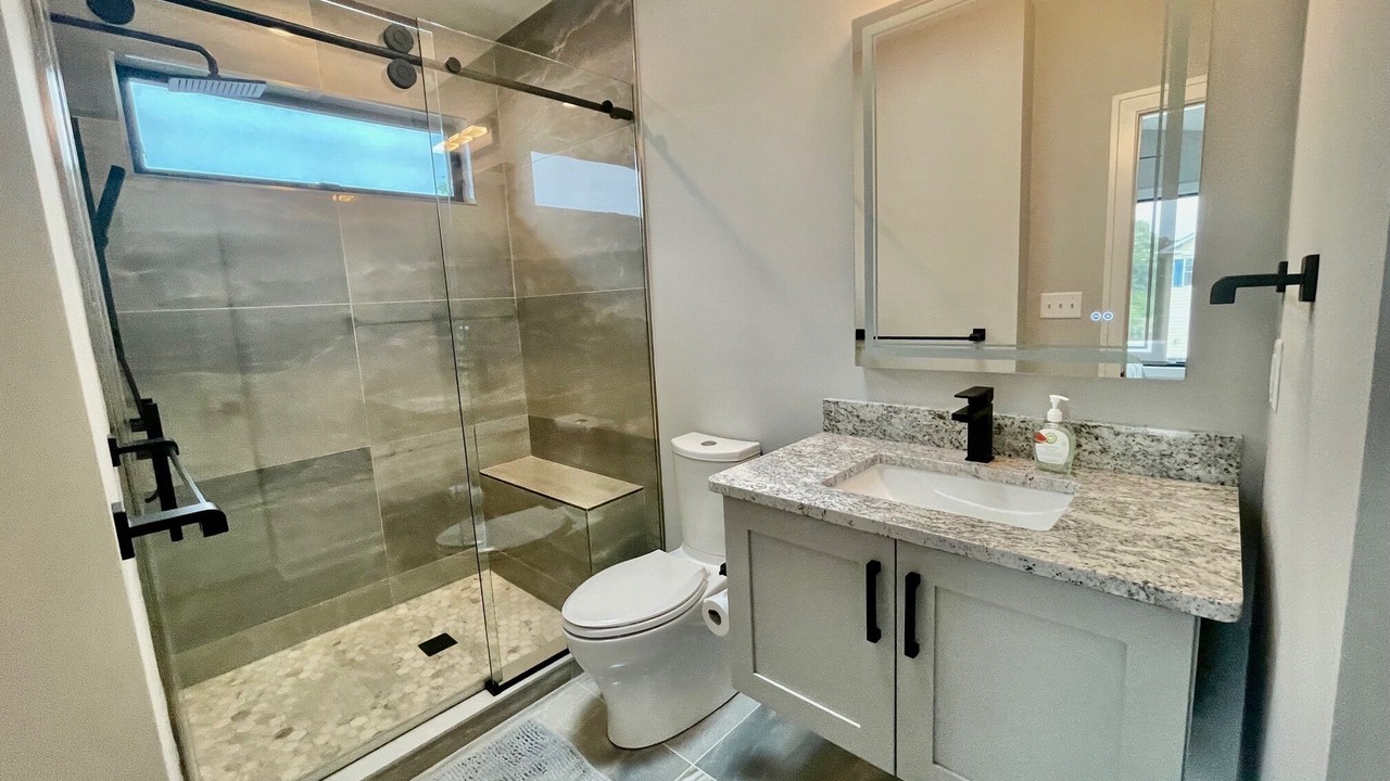 Photo of Bathroom in Country Club Estates