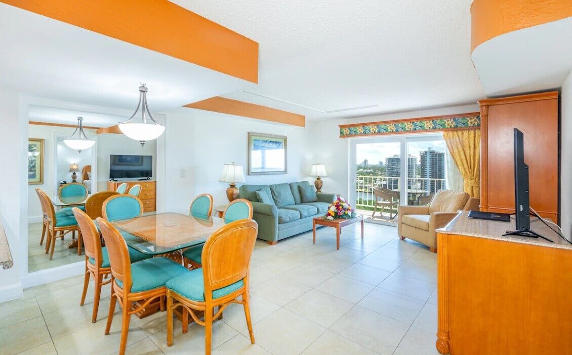Photo of Livingroom in East Fort Lauderdale