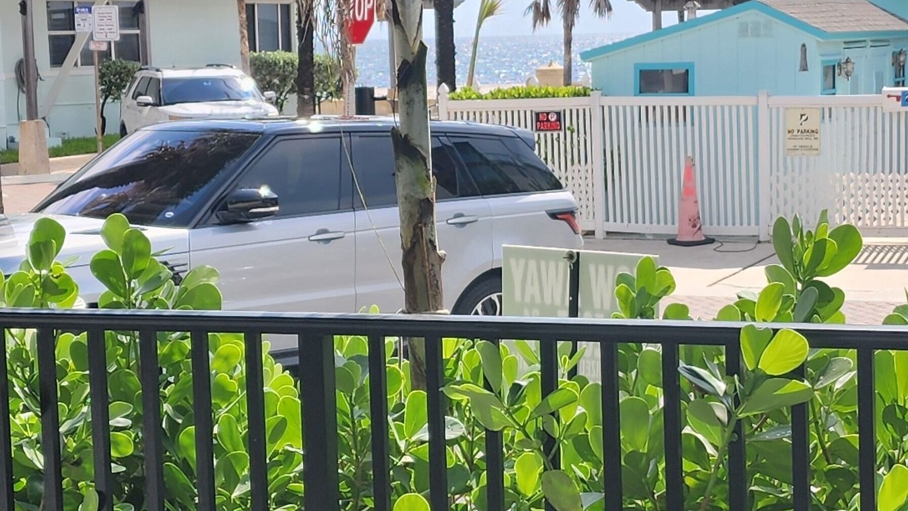 Photo of Outdoor in Hollywood