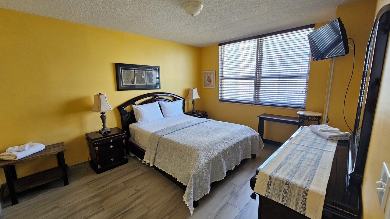 Photo of Bedroom in Hallandale Beach