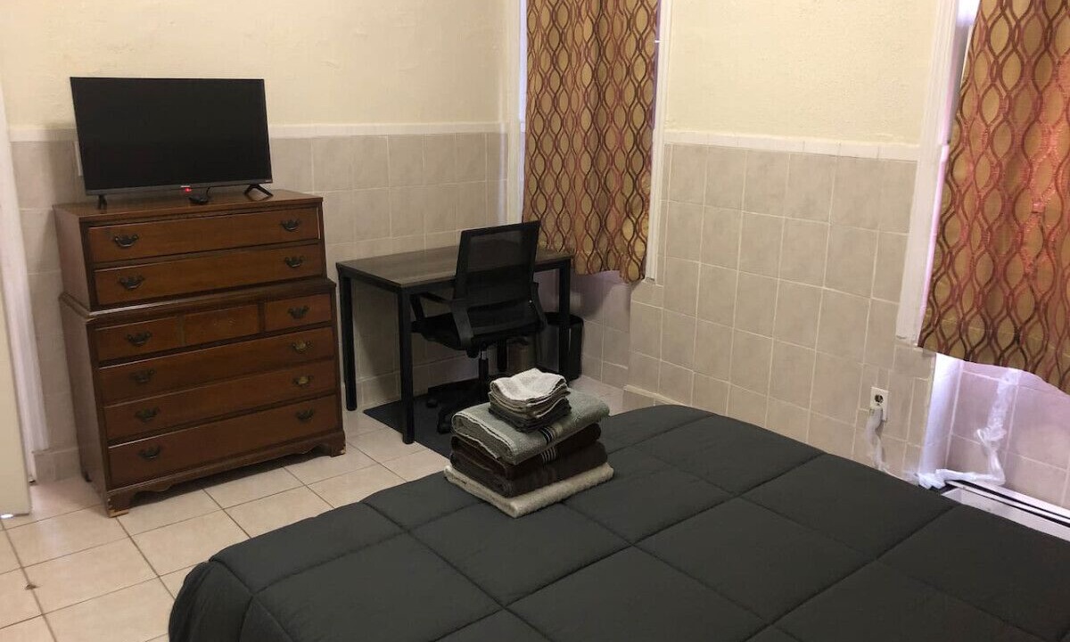 Photo of Bedroom in Union City