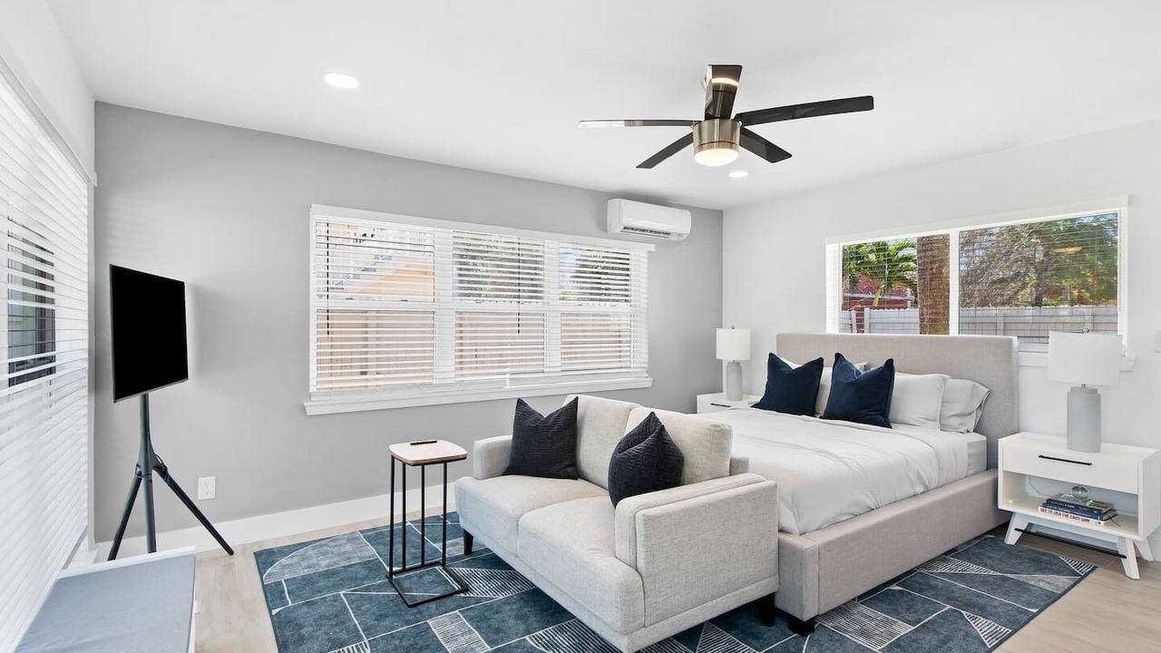 Photo of Bedroom in Coral Ridge