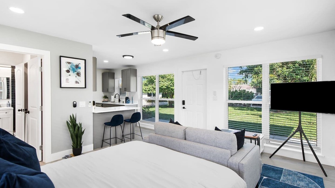 Photo of Bedroom in Coral Ridge