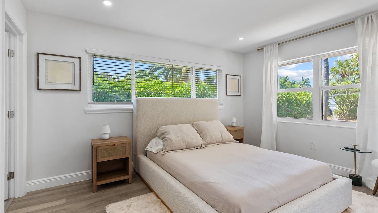 Photo of Bedroom in Coral Ridge