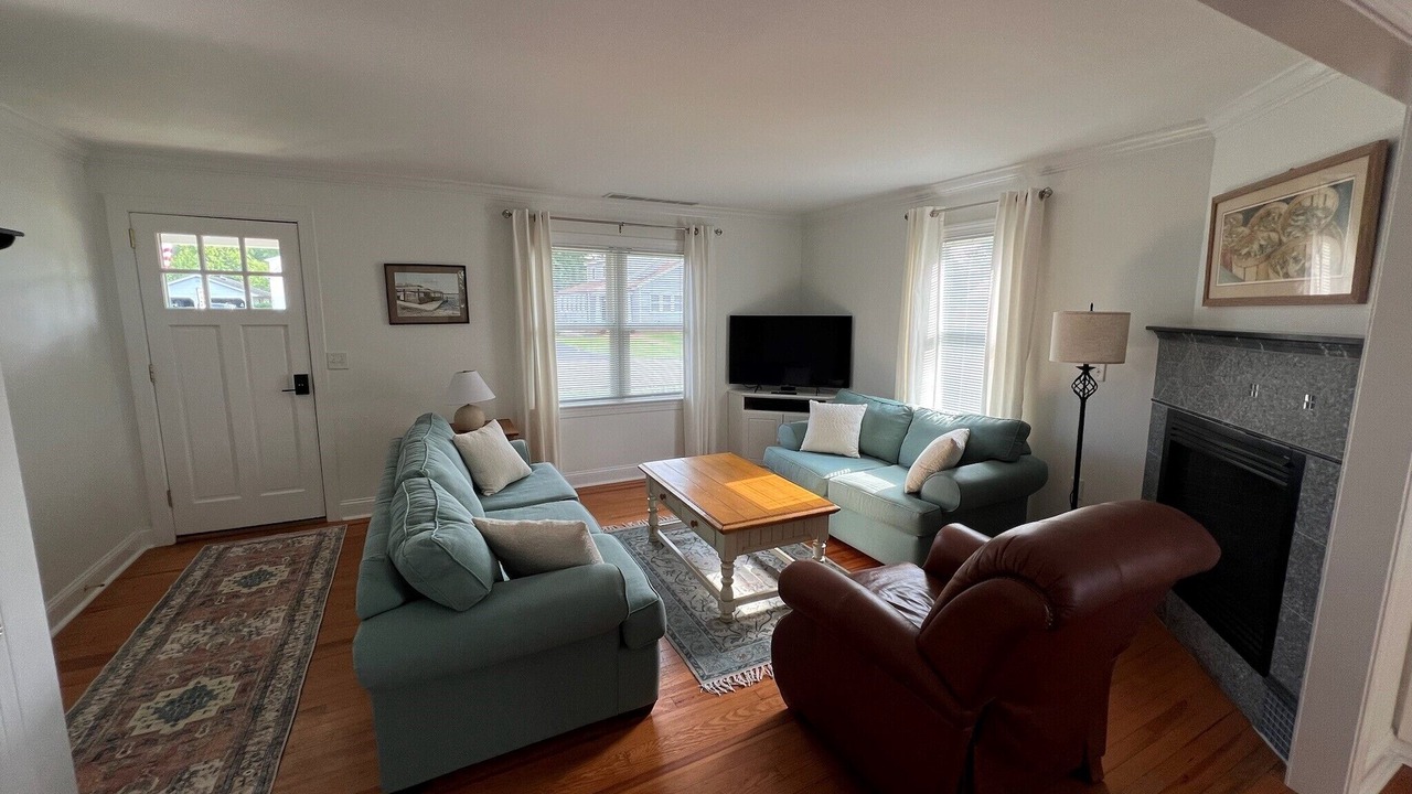 Photo of Livingroom in Rock Hall