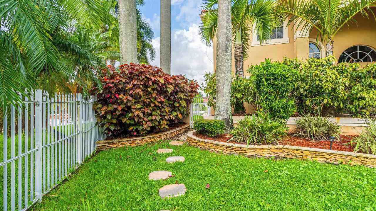 Photo of Outdoor in SilverLakes
