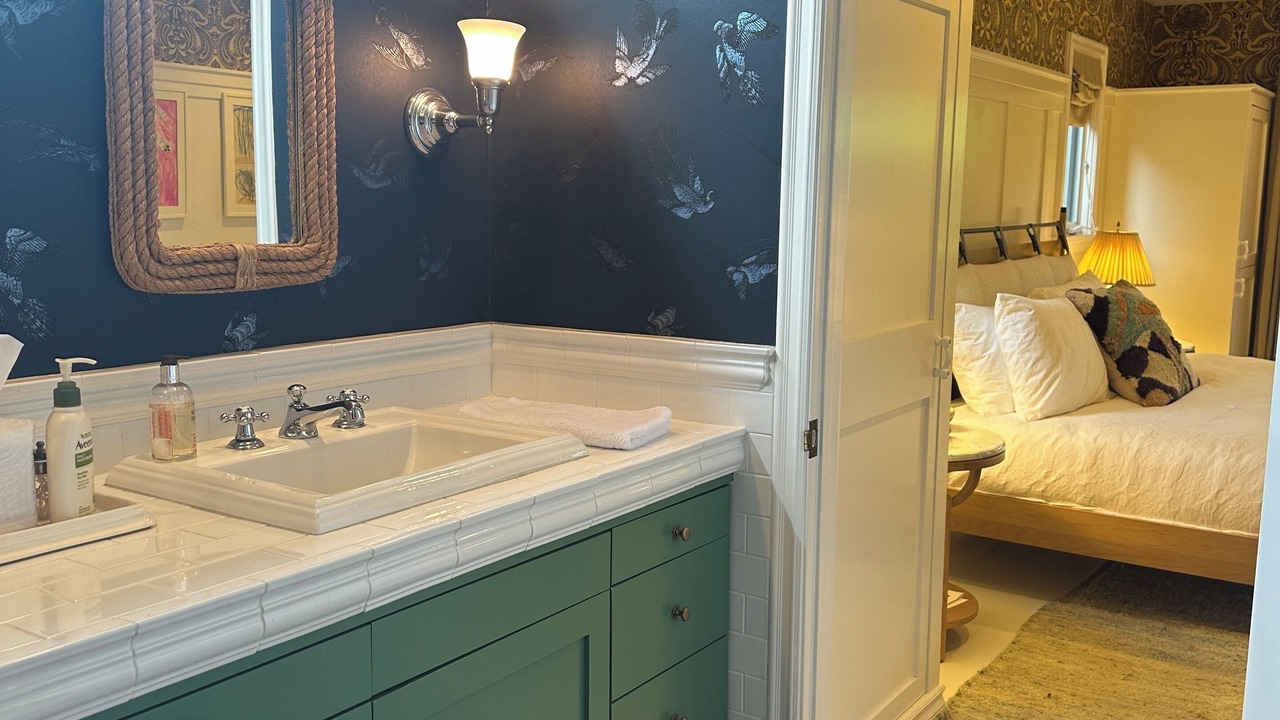 Photo of Bathroom in Brentwood