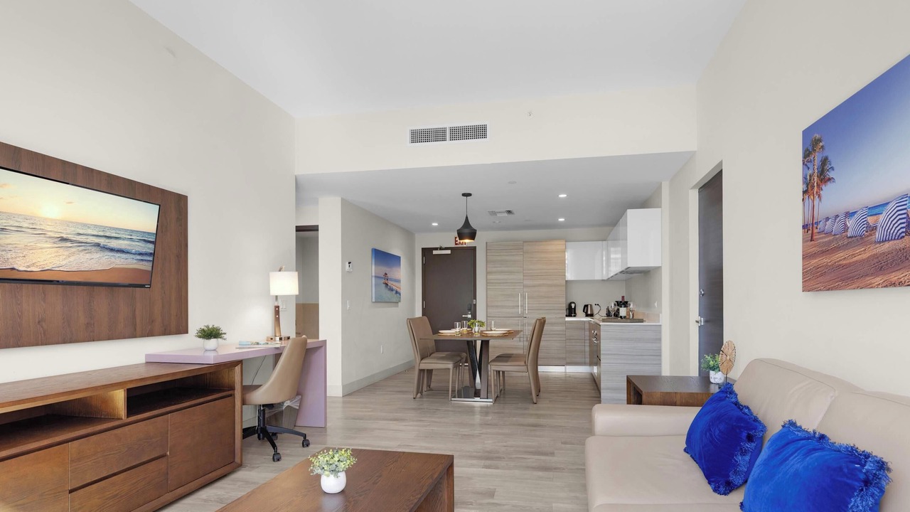 Photo of Livingroom in Hollywood