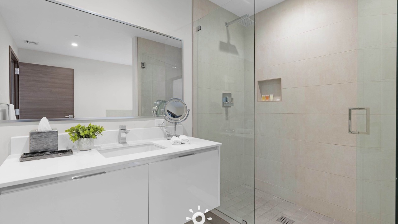Photo of Bathroom in Hollywood