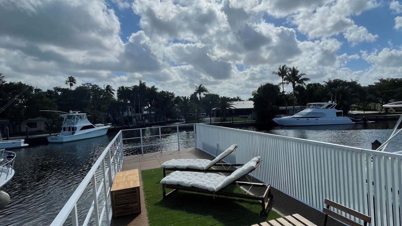 Photo of Outdoor in Sailboat Bend