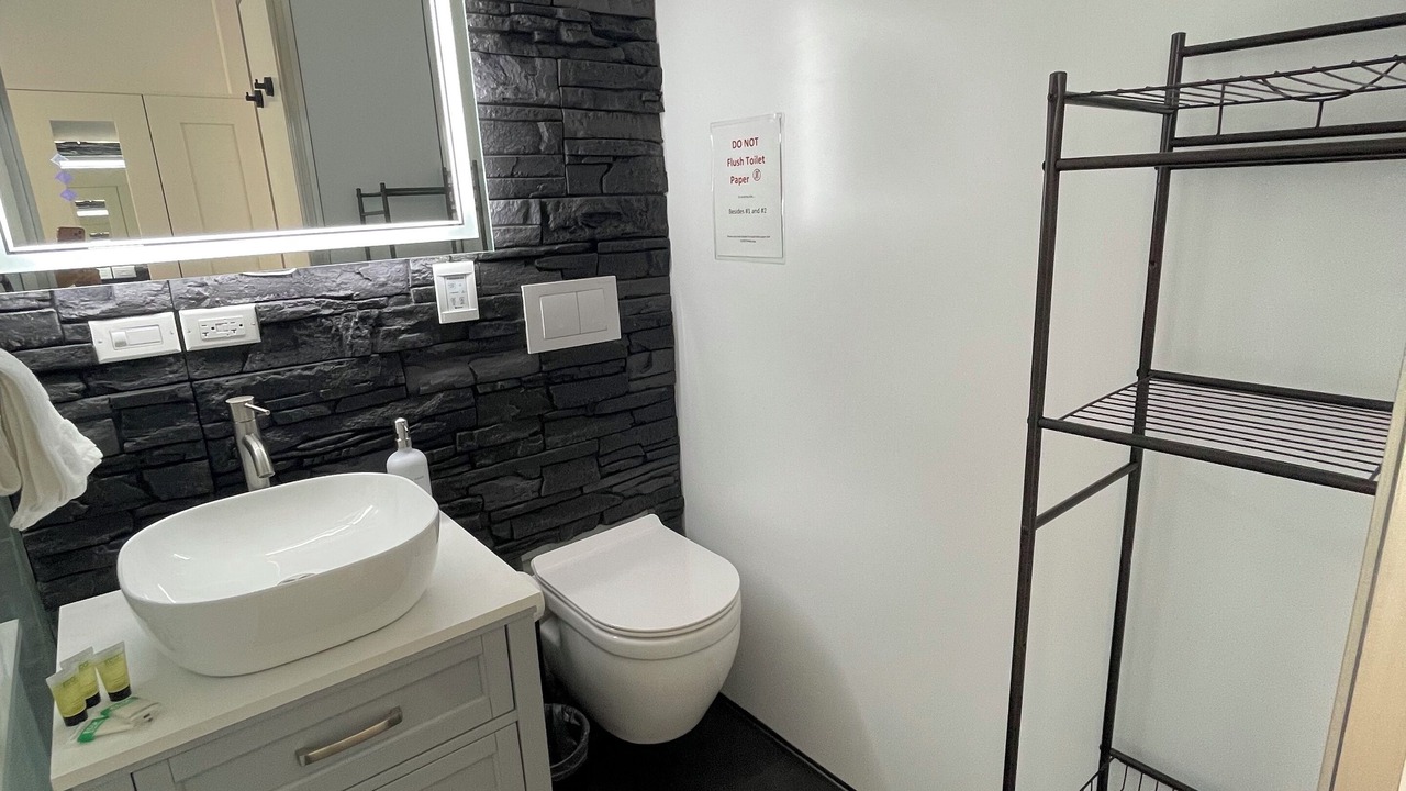 Photo of Bathroom in Sailboat Bend