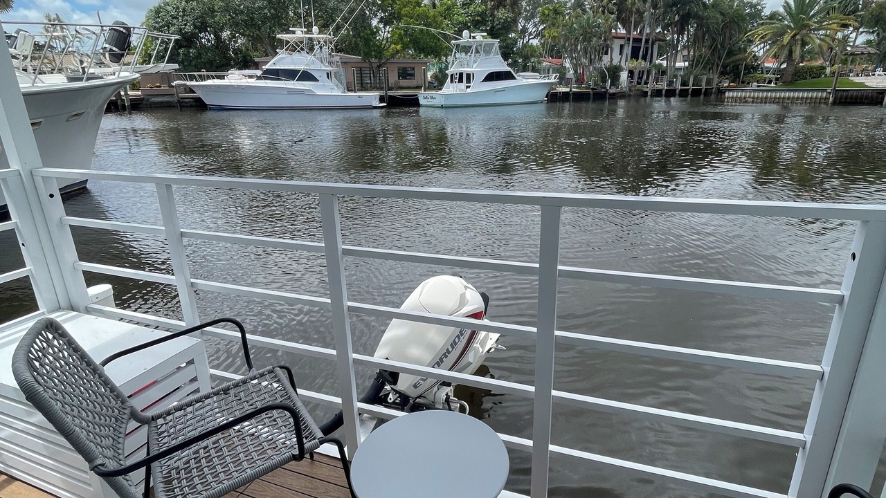 Photo of Outdoor in Sailboat Bend