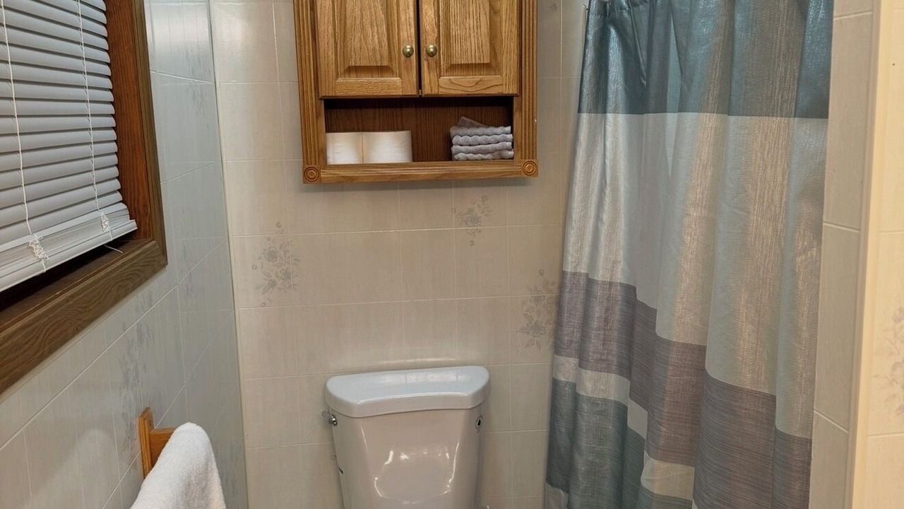 Photo of Bathroom in Browning