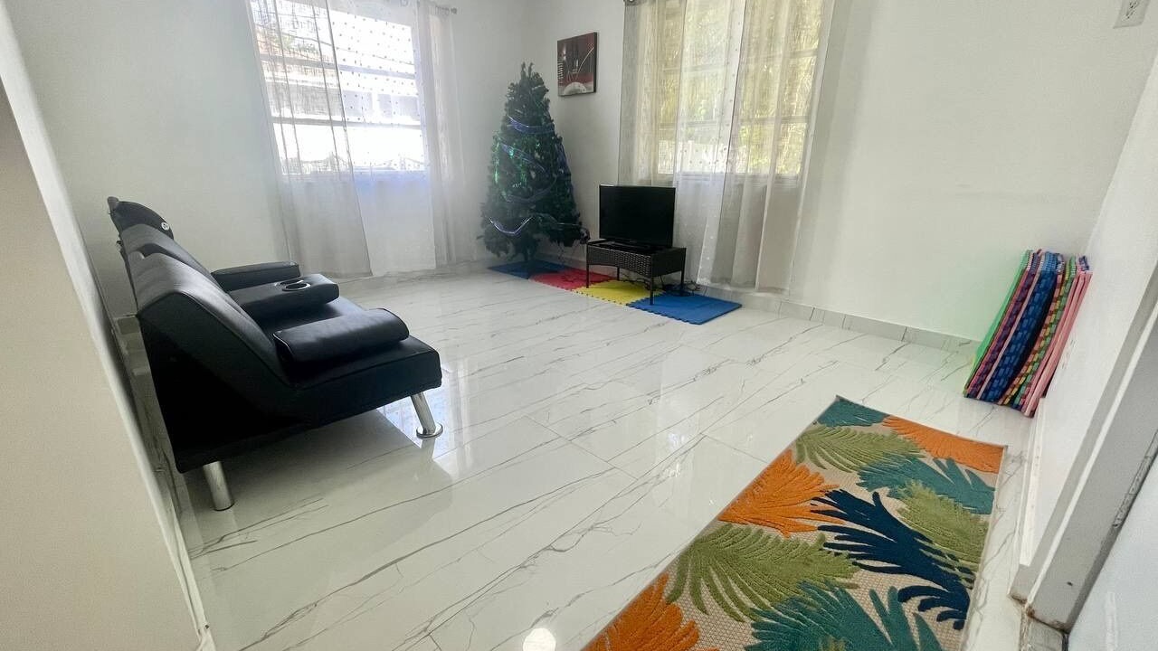 Photo of Livingroom in Dania Beach