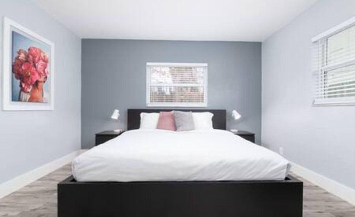 Photo of Bedroom in Coral Shores