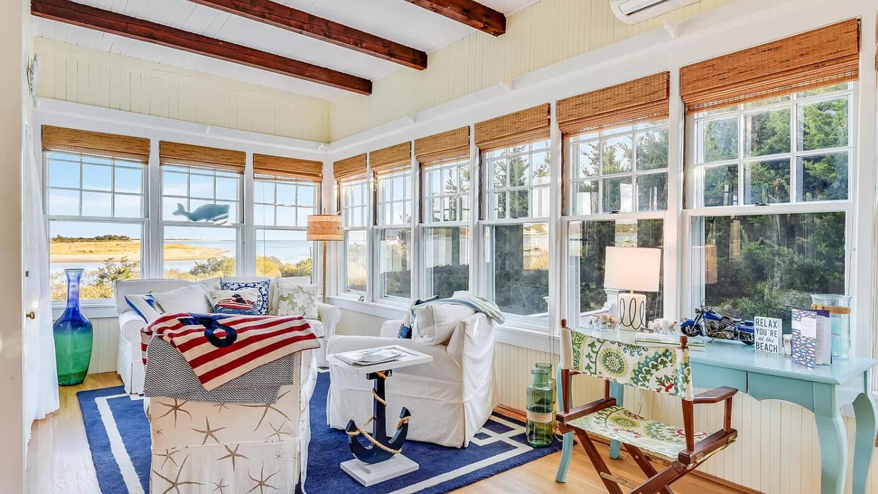 Photo of Livingroom in East Falmouth
