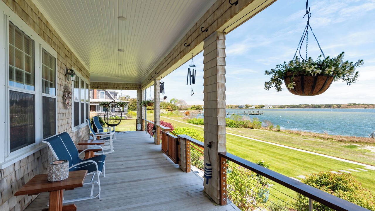 Photo of Patio Balcony in East Falmouth