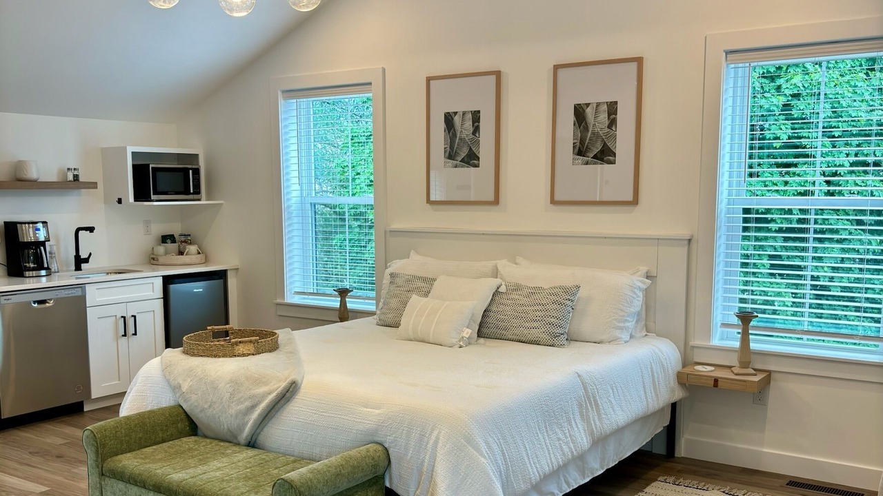 Photo of Bedroom in Franklin Springs