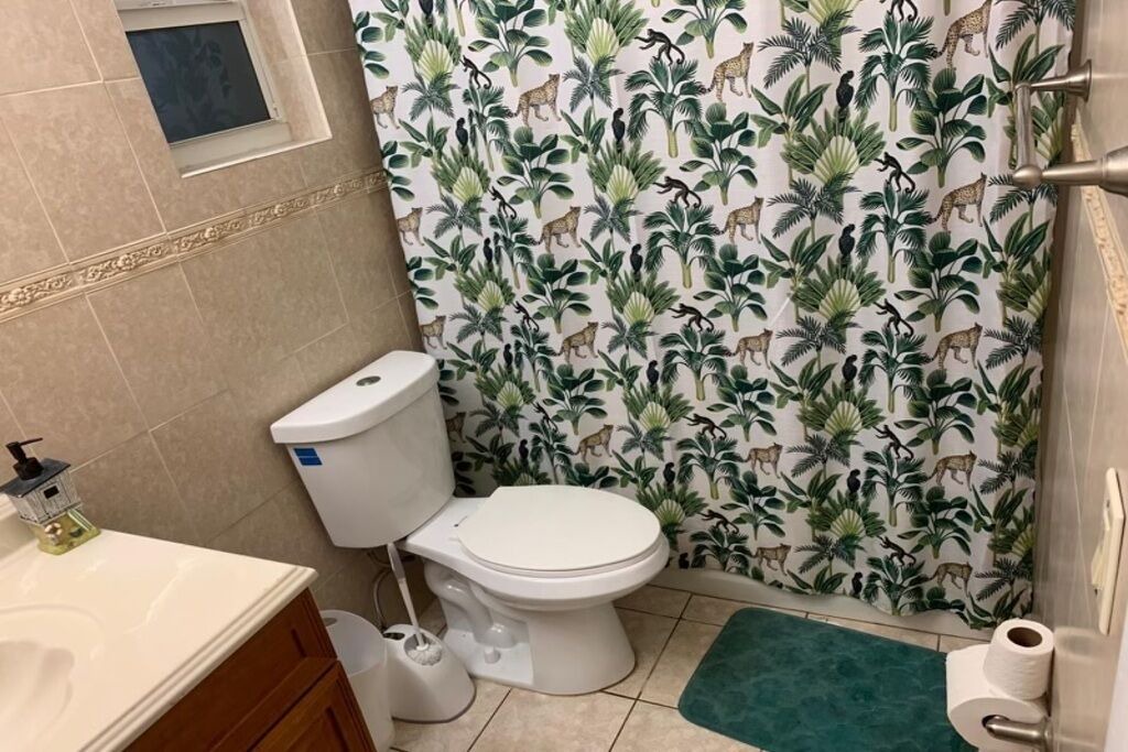 Photo of Bathroom in Lauderhill