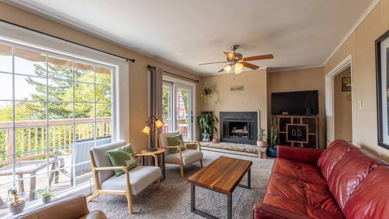 Photo of Livingroom in Edray
