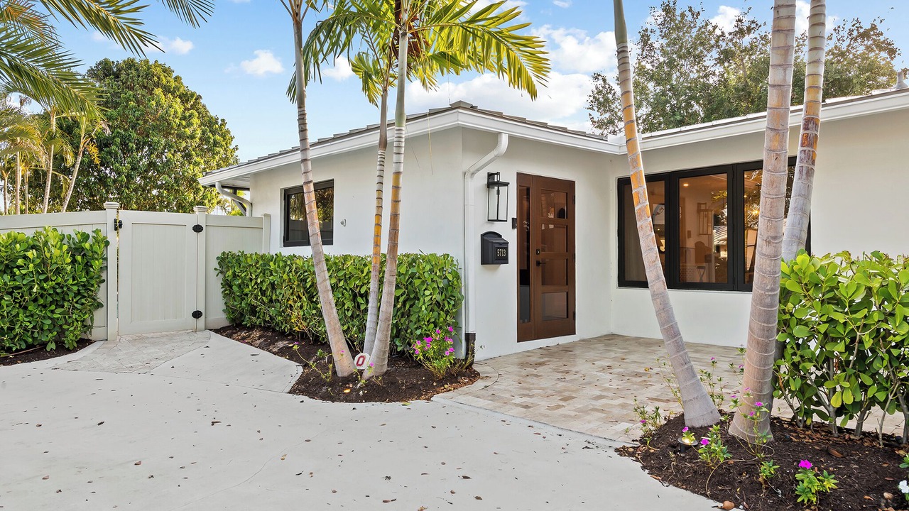 Photo of Outdoor in Coral Ridge Isles
