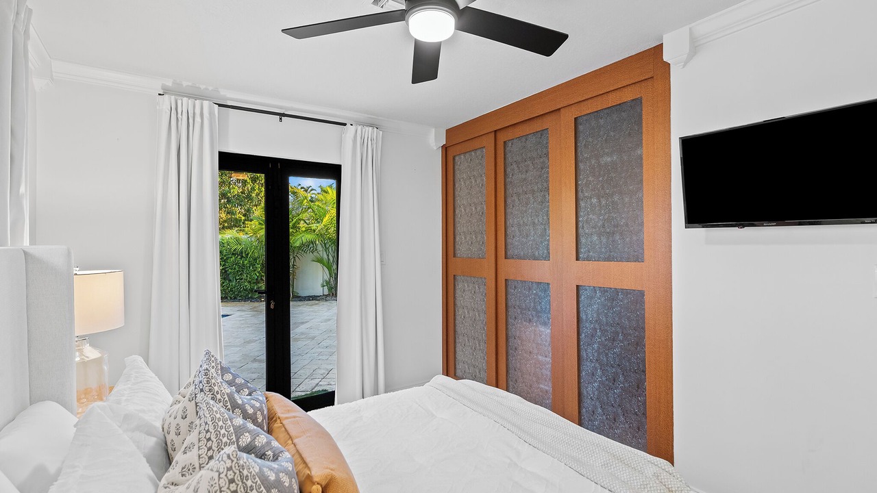 Photo of Bedroom in Coral Ridge Isles