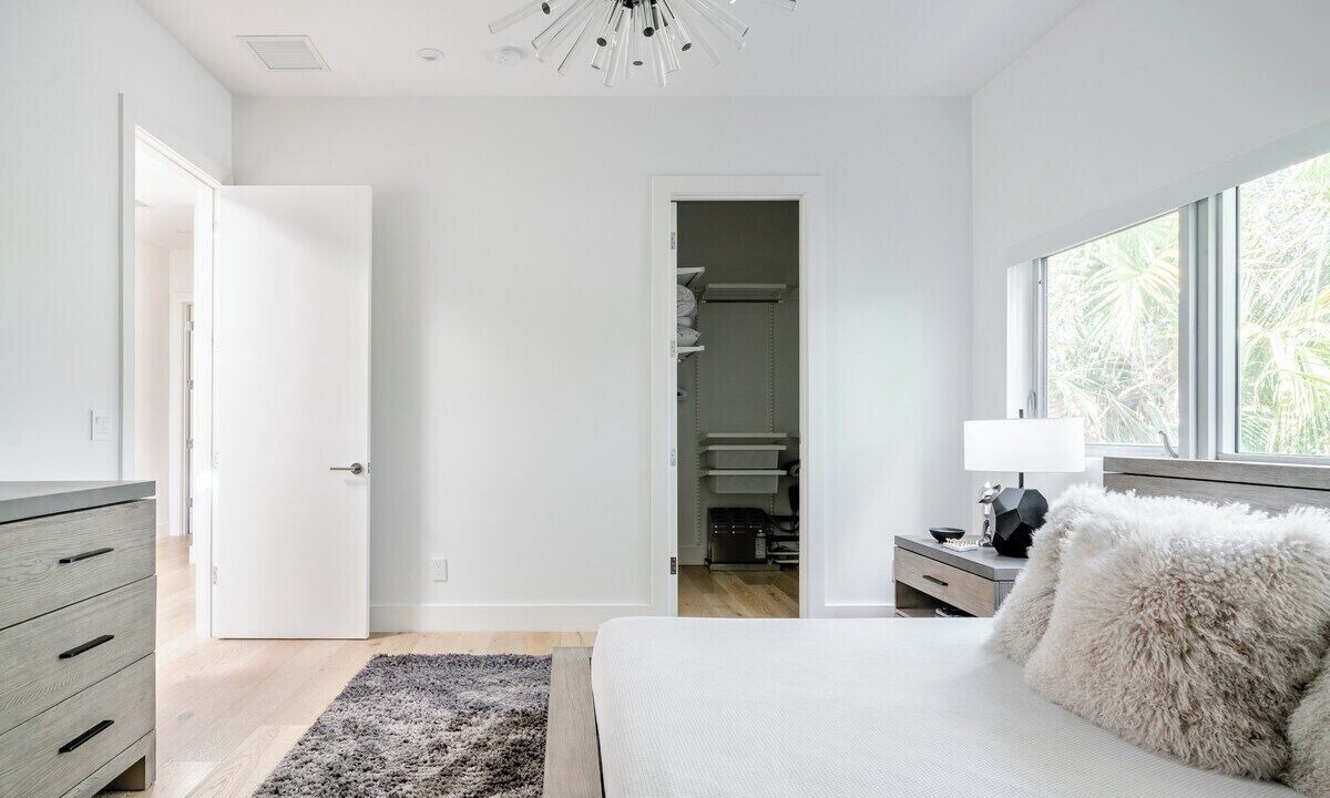 Photo of Bedroom in Highland Park Delray