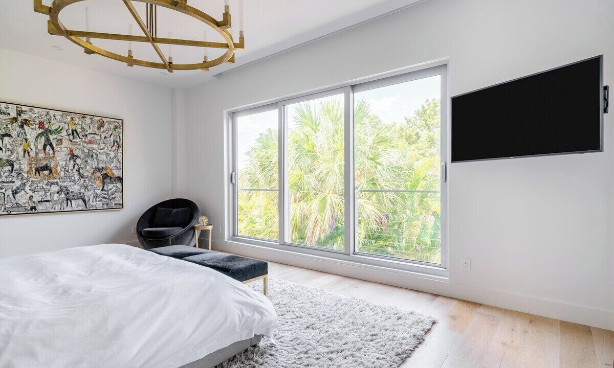 Photo of Bedroom in Highland Park Delray