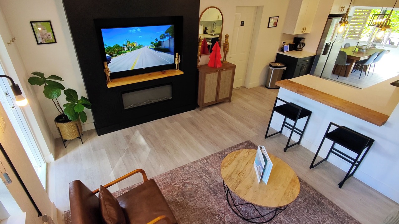 Photo of Livingroom in South Middle River
