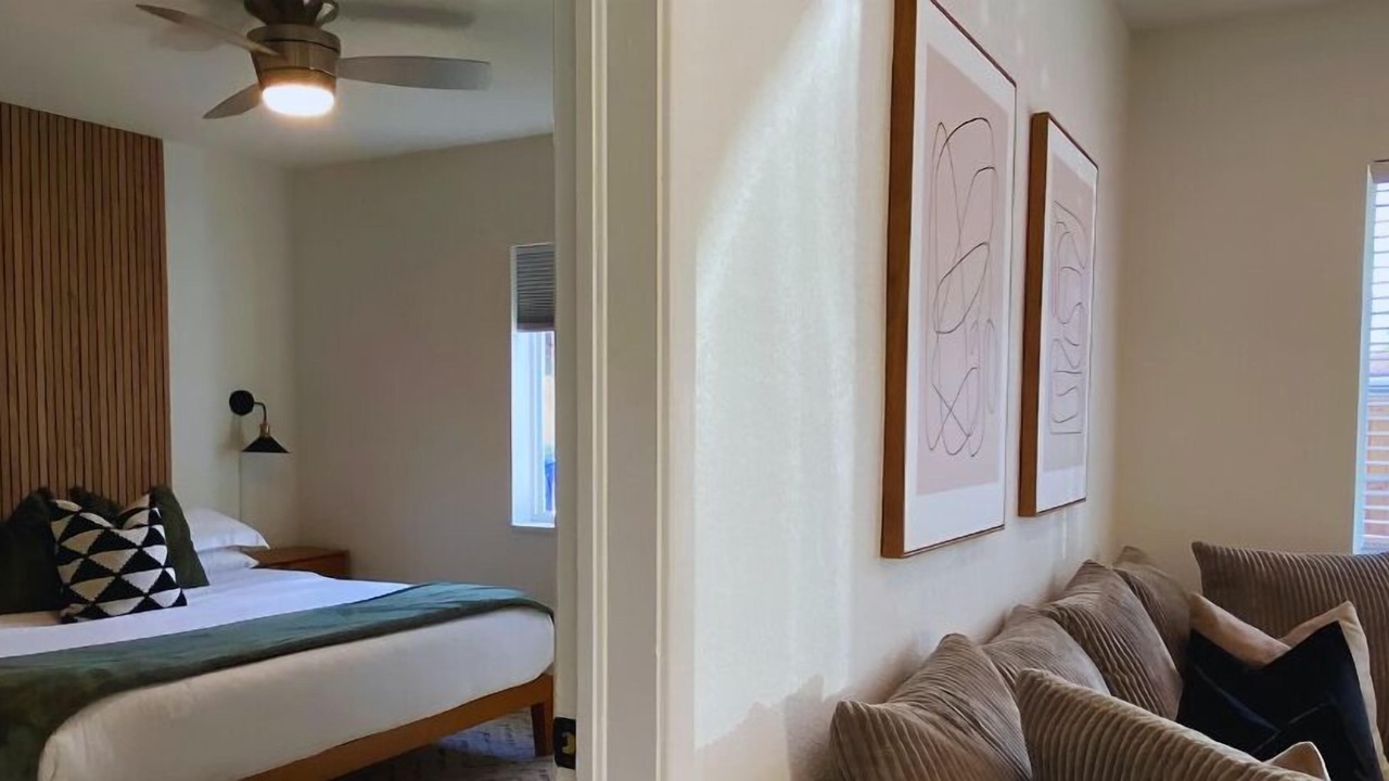 Photo of Bedroom in South Middle River