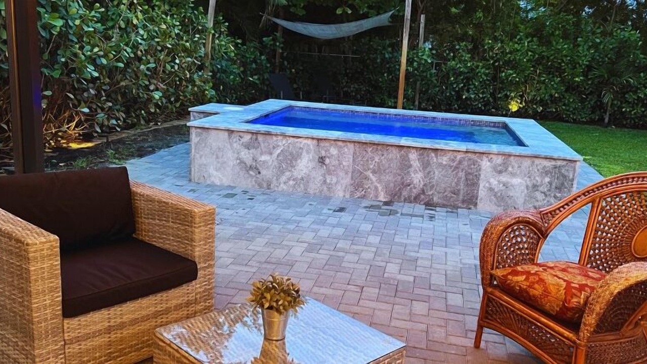Photo of Patio Balcony in South Middle River