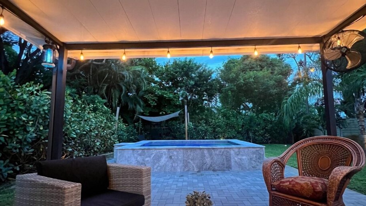 Photo of Patio Balcony in South Middle River
