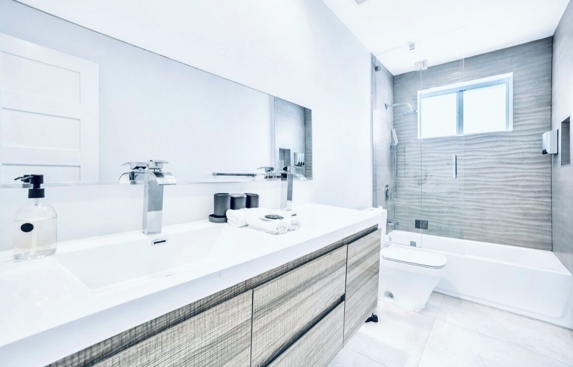 Photo of Bathroom in Highland Lakes