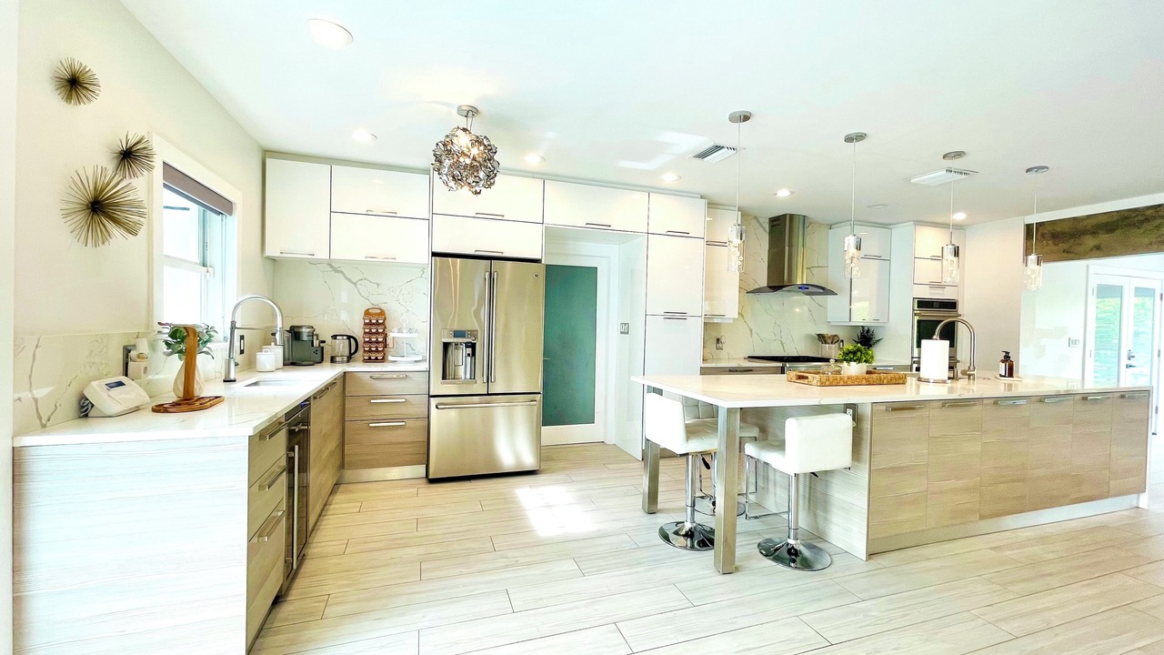 Photo of Kitchen in Lauderdale Beach
