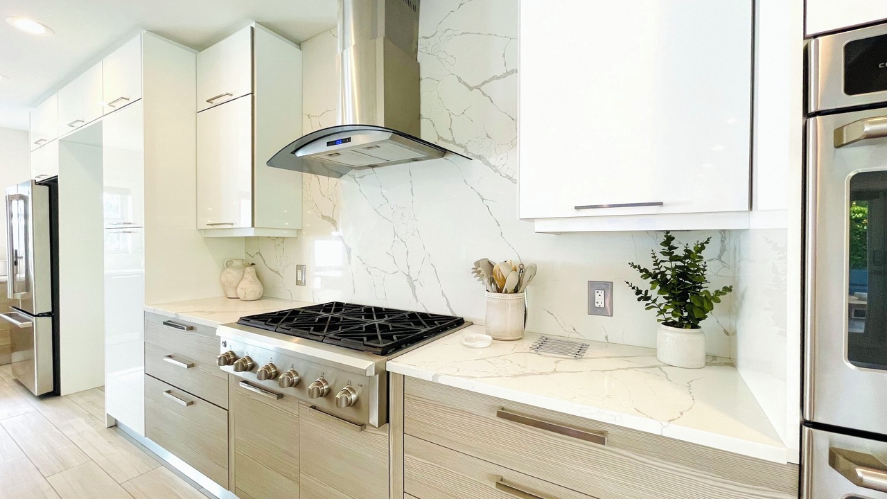 Photo of Kitchen in Lauderdale Beach